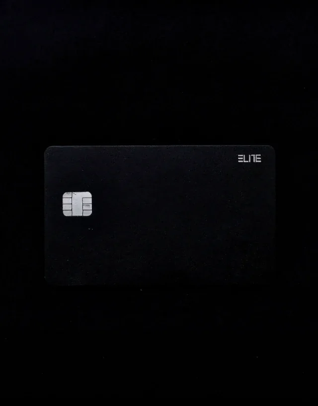 Borderless Banking ELITE metal card, Matte finish